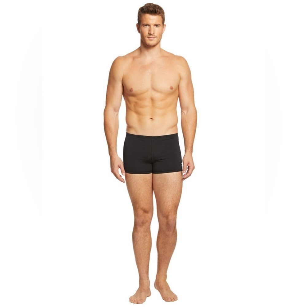 TYR Durafast Elite Solid Square Leg Swimsuit Men’s Size 28 Black - Picture 3 of 5